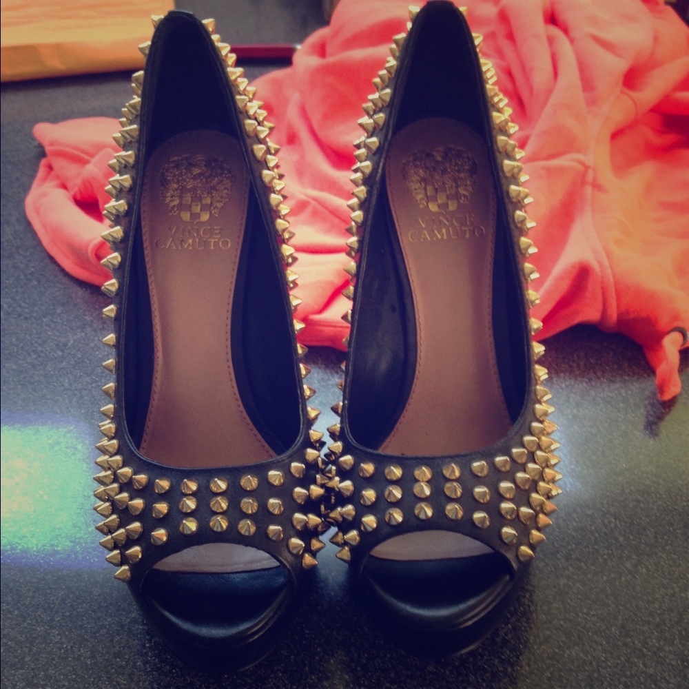 Vince Camuto heels
